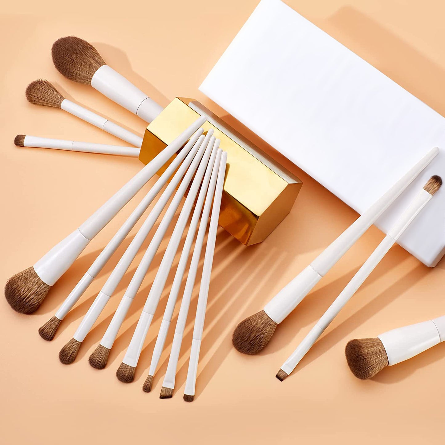 Professional 14-Piece Makeup Brush Set with Soft Bristles – Face, Blush & Eye Brushes