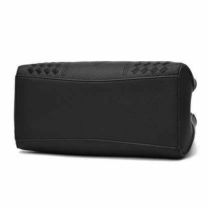 Luxury Ladies Handbags – Elegant Crossbody & Shoulder Bags for Women