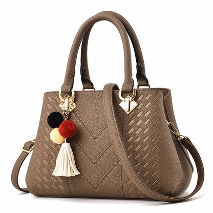 Luxury Ladies Handbags – Elegant Crossbody & Shoulder Bags for Women