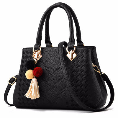 Luxury Ladies Handbags – Elegant Crossbody & Shoulder Bags for Women