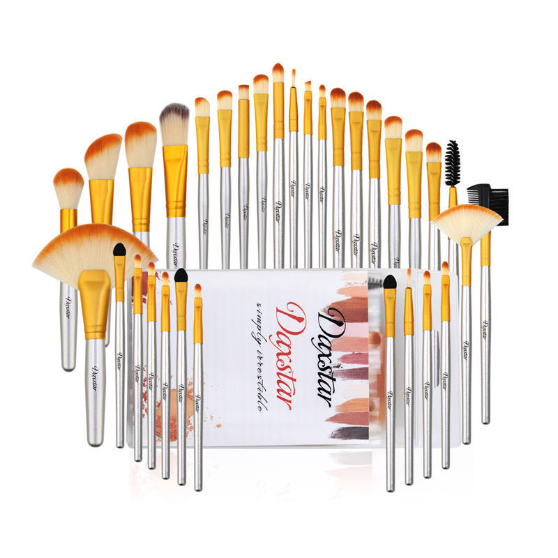 Professional Makeup Brush Set – Full Set with Soft Bristles for Foundation, Powder & Blending