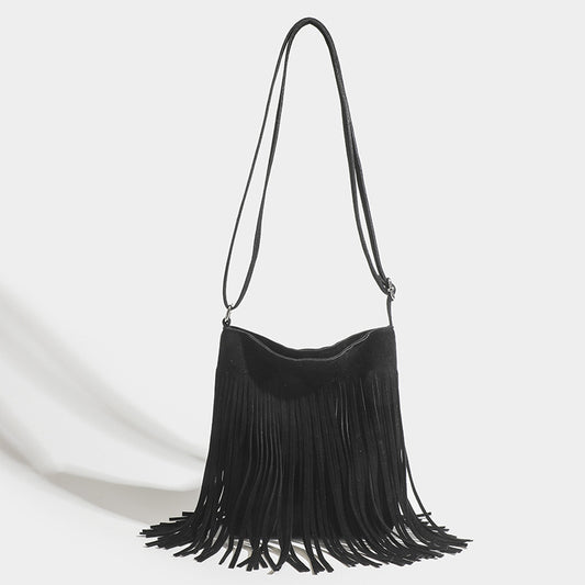 Chic Tassel Shoulder Bag – Simple, Stylish & Trendy Everyday Handbag for Women