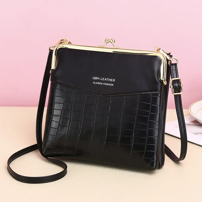 Alligator Pattern Lock Shoulder Bag for Women – Stylish Crossbody Phone Bag with Secure Closure