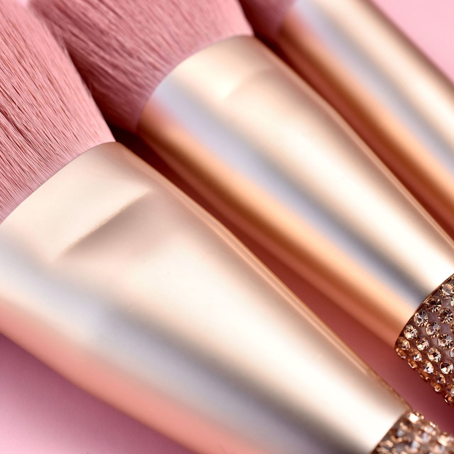 Luxury Eyeshadow Brush Set – Soft Bristle Makeup Brushes for Blending & Precision