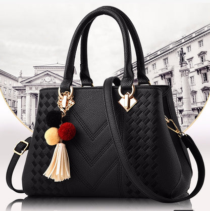 Luxury Ladies Handbags – Elegant Crossbody & Shoulder Bags for Women