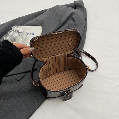 Retro-Style Shoulder Messenger Bag – Easy Matching Vintage Crossbody for Women