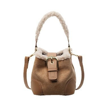 Women’s Retro Plush Crossbody Shoulder Bag – Stylish & Versatile Handbag