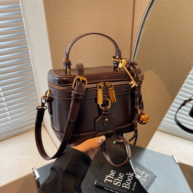 Retro-Style Shoulder Messenger Bag – Easy Matching Vintage Crossbody for Women